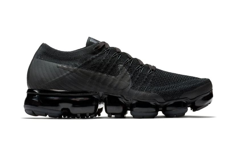 nike-air-vapormax-triple-black-all-black-sole-2.jpg