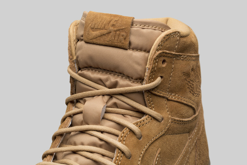 air-jordan-1-golden-harvest-elemental-gold-555088-710-4.jpg
