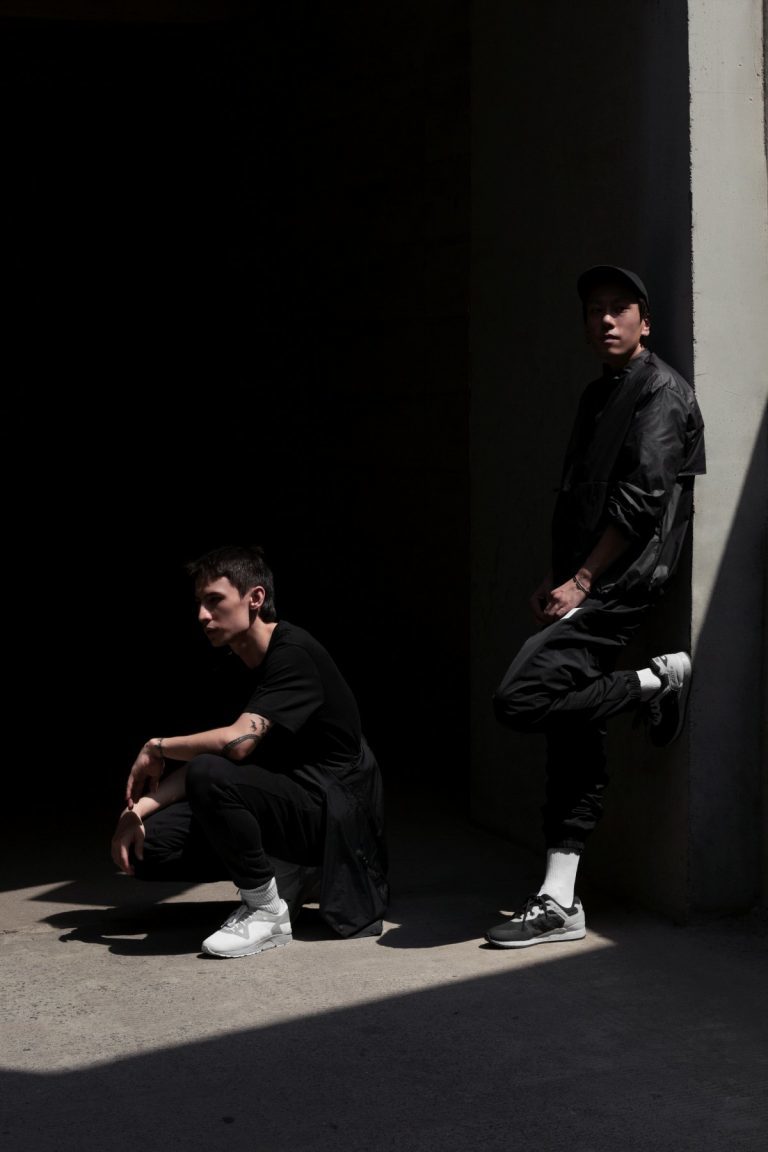 REFLECTIVE-PACK-ASICSTIGER-02-768x1152.jpg