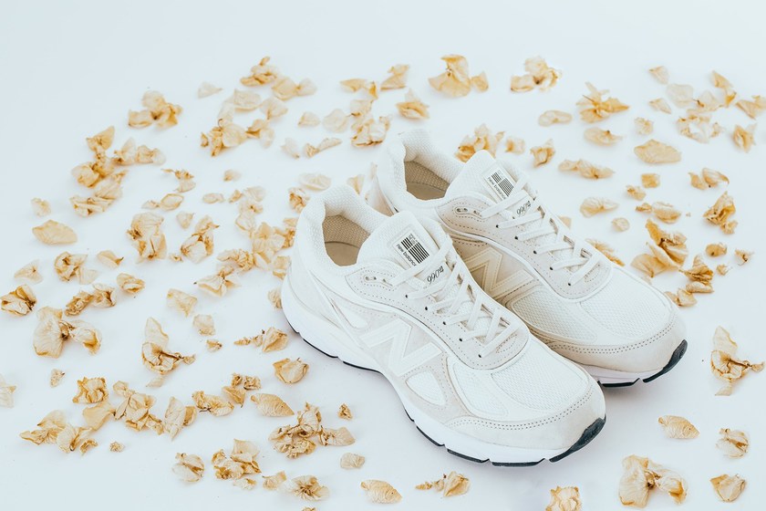 stussy-new-balance-990v4-closer-look-3.jpg