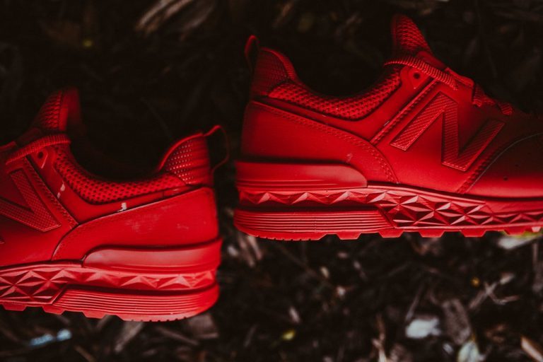 New-Balance-574-Sport-Red-2-768x512.jpg