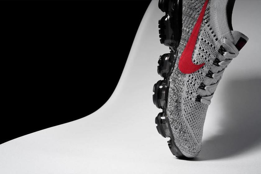 nike-air-vapormax-grey-varsity-red-black-2.jpg