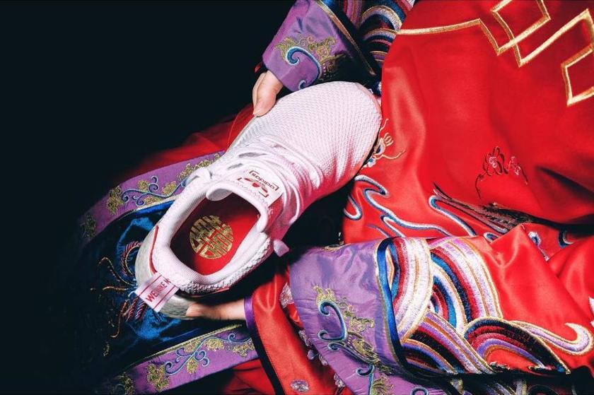 adidas-originals-nmd-r2-double-happy-2.jpg