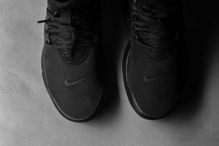 Nike_Air_Presto_Mid_Utility_Black-Black_SNeaker_Politics_8-768x513.jpg
