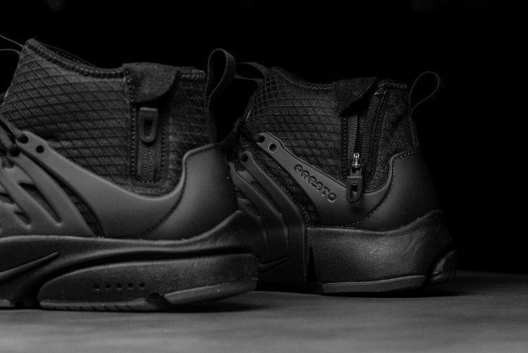 Nike_Air_Presto_Mid_Utility_Black-Black_SNeaker_Politics_6-768x513.jpg