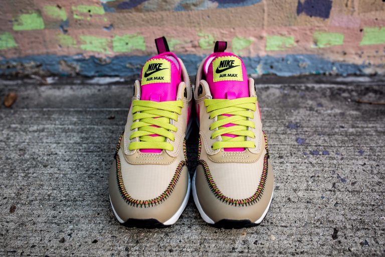 W_Nike_Air_Max_1_Ultra_2.0_SI_881103_200-4_2048x2048-768x512.jpg