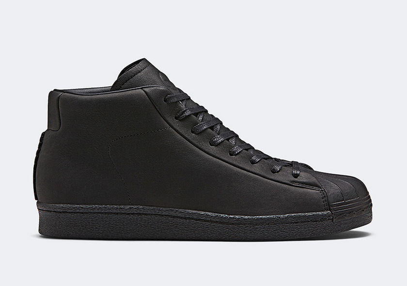 wings-horns-adidas-superstar-pro-model-black-cg3750.jpg