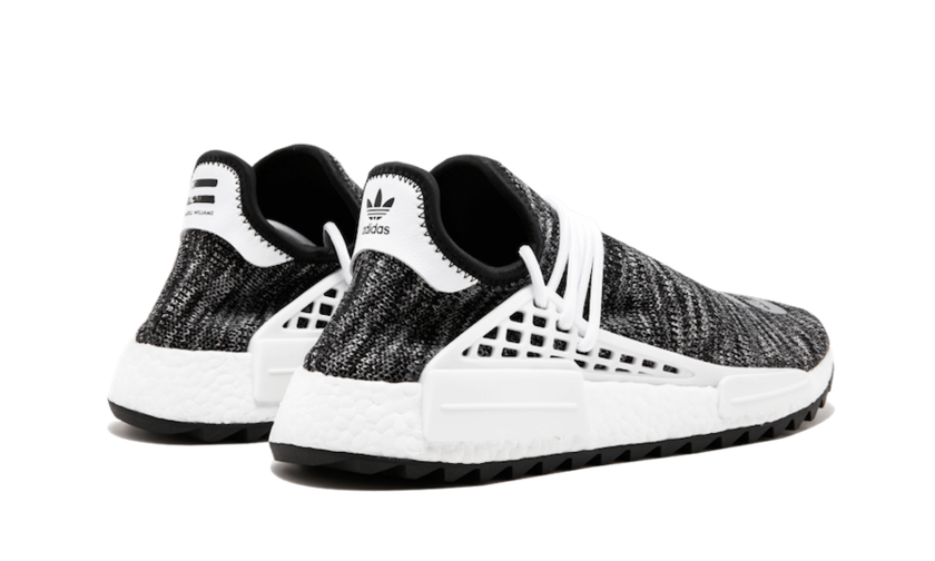 pharrell-nmd-hu-trail-clouds-moon-2.png