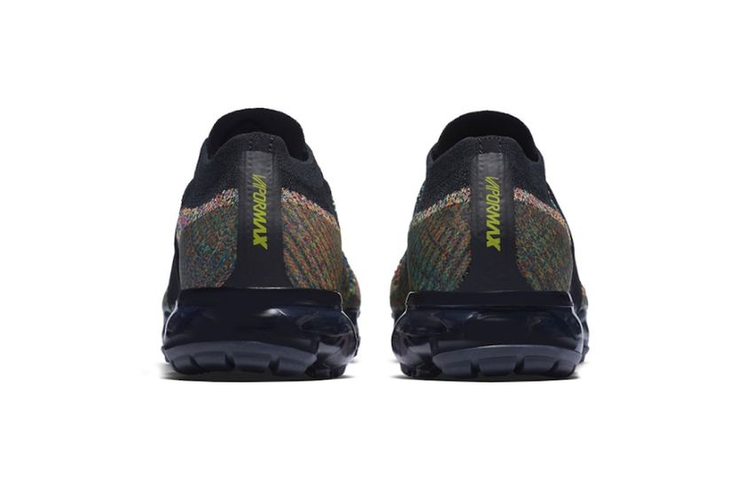 nike-air-vapormax-moc-multicolor-olive-official-look-4.jpg