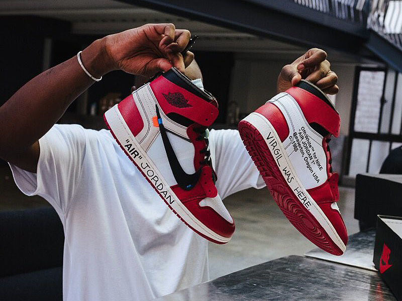 AIRJORDAN-1-OFFWHITE.jpg