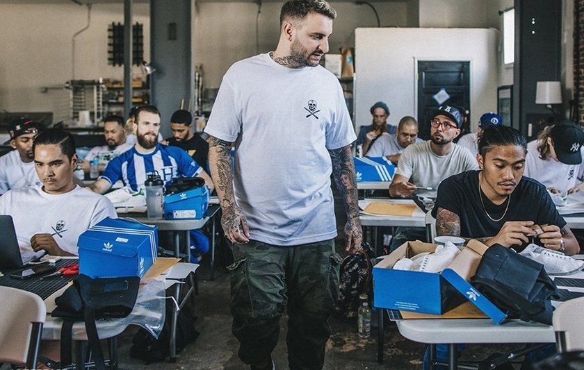 the-shoe-surgeon-adidas-yeezy-boost-350-v2-decon-recon-class-1.jpg