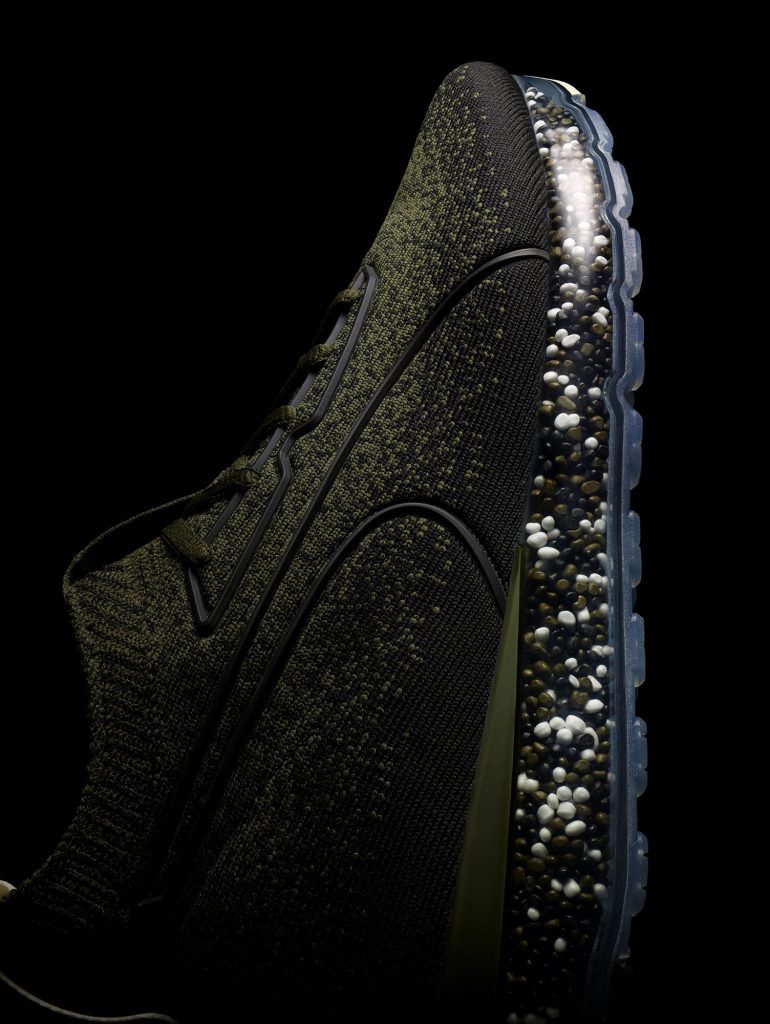 18SS_RT_Running_Jamming_Forest-Night_Puma-Black_190629-01-Detail-1_RGB1-770x1024.jpg