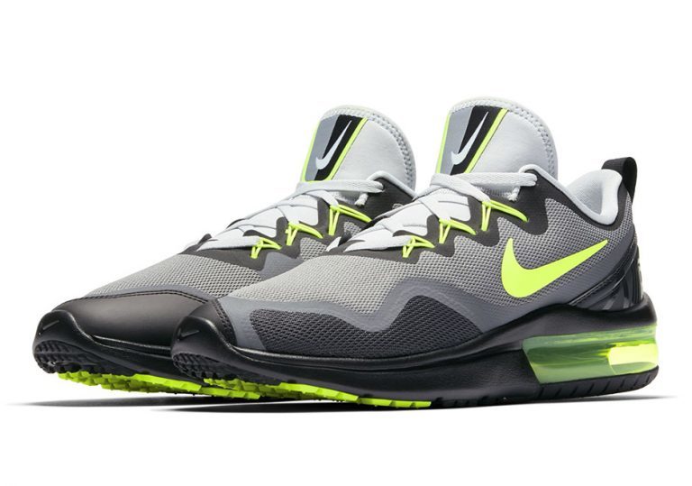 nike-air-maxy-fury-wmns-neon-768x539.jpg