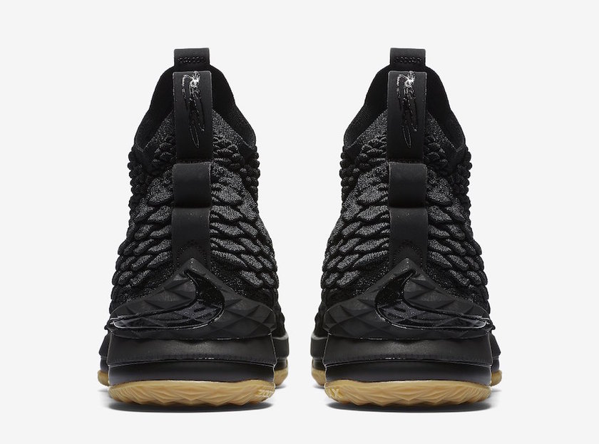 nike-lebron-15-black-gum-897648-300-release-date-4.jpg