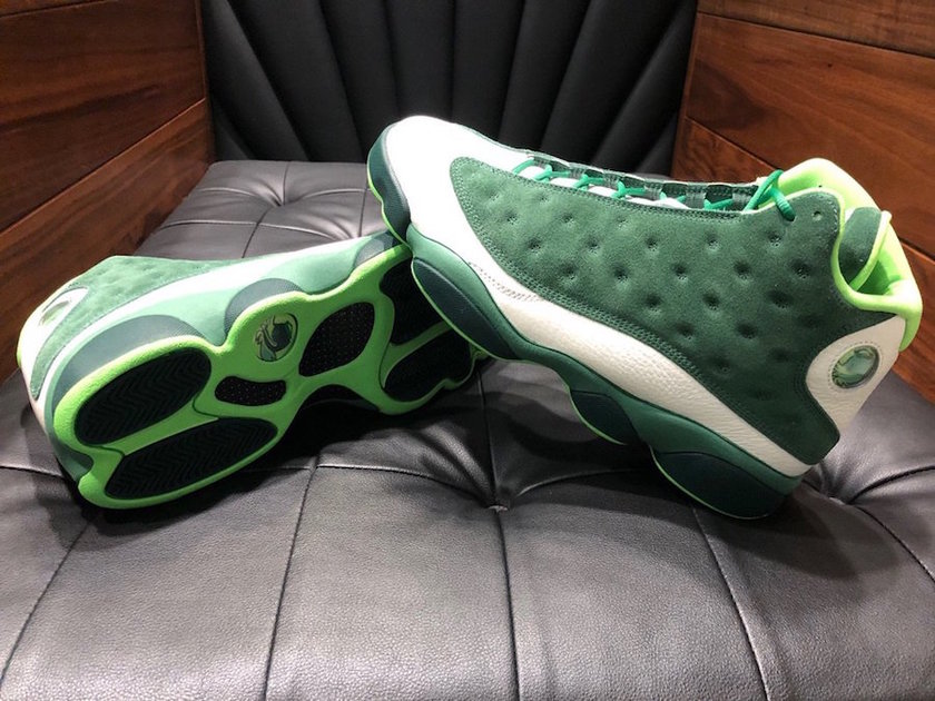 oregon-ducks-air-jordan-13.jpg