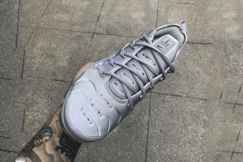 https-%2F%2Fhk.hypebeast.com%2Ffiles%2F2017%2F11%2Fnike-air-vapormax-plus-white-grey-colorway-07.jpg