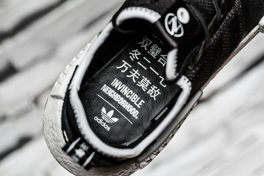 https_%2F%2Fhk.hypebeast.com%2Ffiles%2F2017%2F11%2Finvinvible-neighborhood-adidas-originals-nmd-r1-closer-look-8.jpg