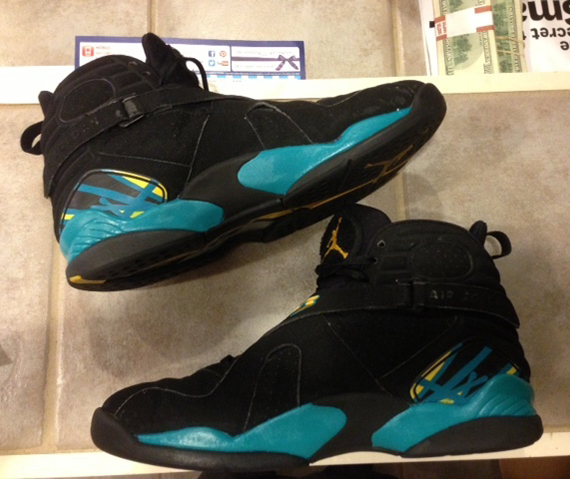 air-jordan-viii-8-chris-paul-hornets-pe-3.jpg