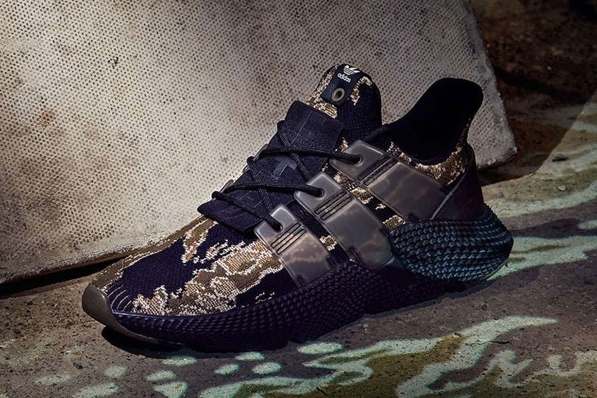 https_%2F%2Fhk.hypebeast.com%2Ffiles%2F2017%2F12%2Fundftd-adidas-originals-prophere-tiger-camo-closer-look-2.jpg