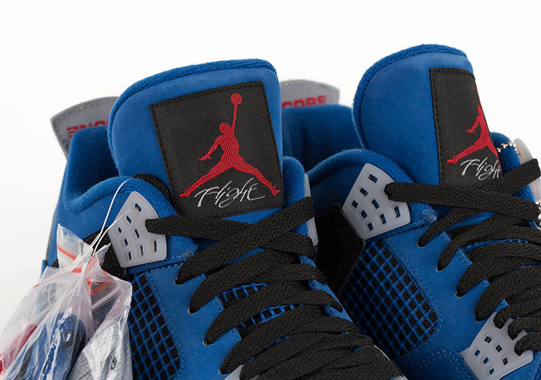 eminem-jordan-4-stockx-2017-retro-5.jpg