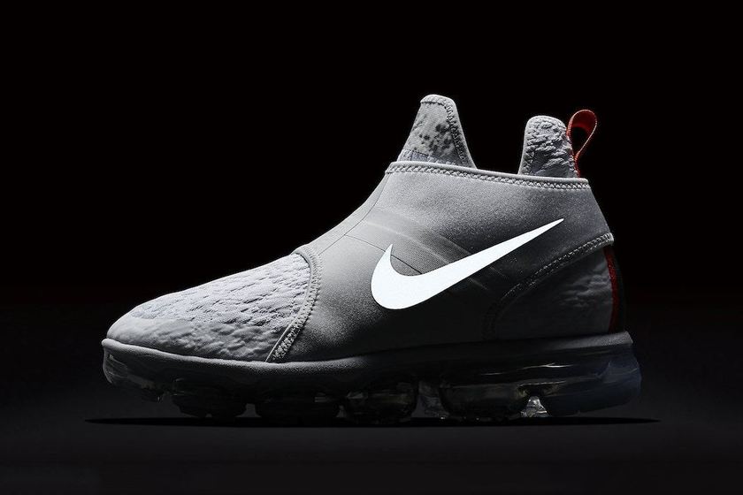 nike-air-vapormax-chukka-slip-white-7.jpg