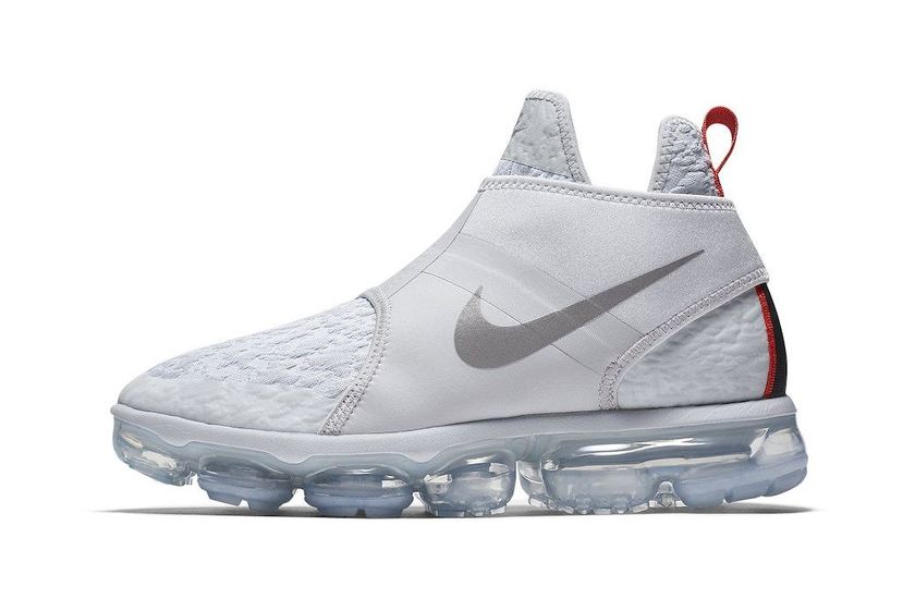 nike-air-vapormax-chukka-slip-white-1.jpeg