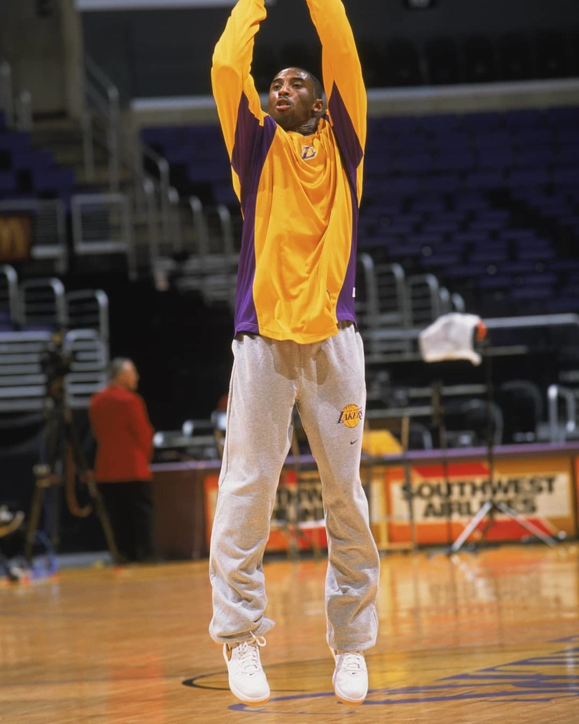 slamkicks_24845932_139426306773921_1418872485234868224_n.jpg
