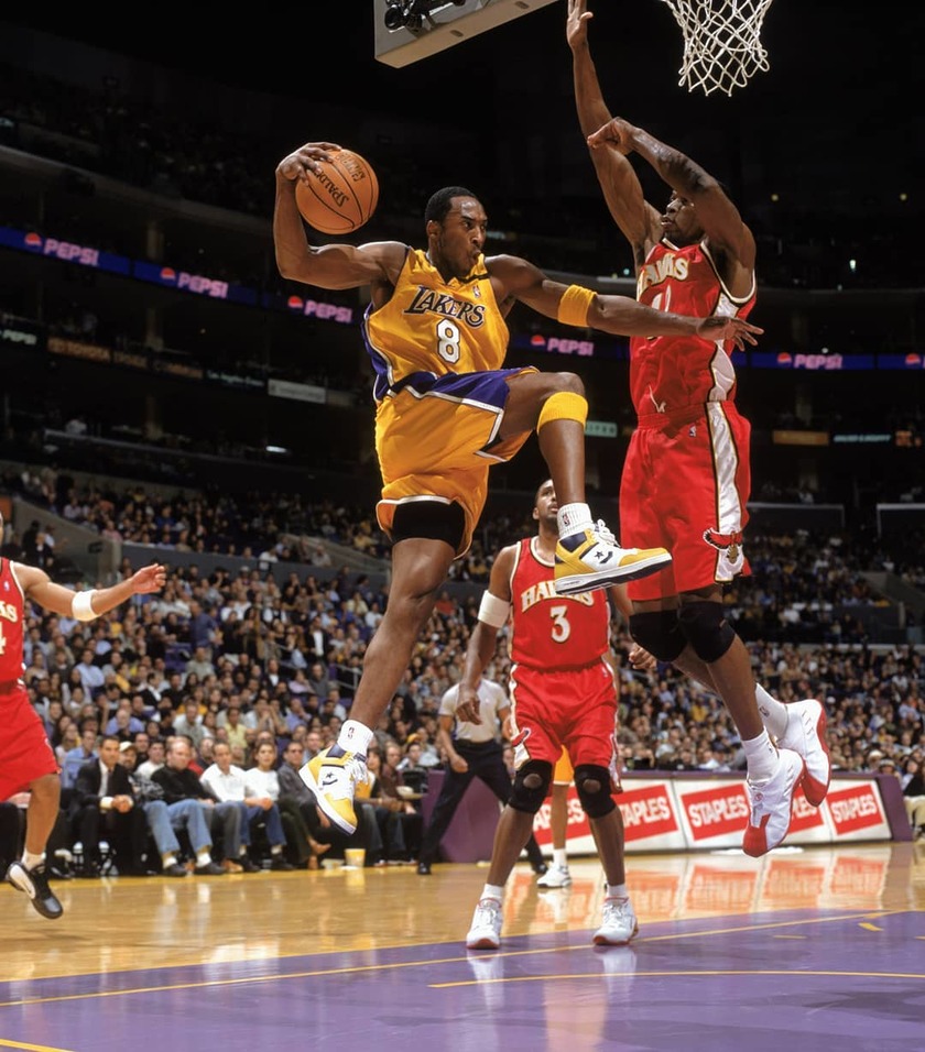slamkicks_25035763_1612677628791661_1458785496057511936_n.jpg