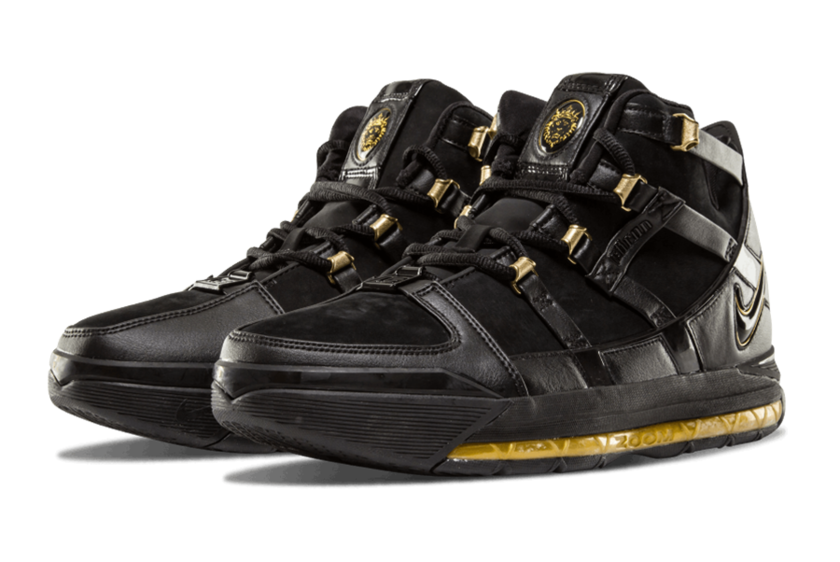nike-lebron-3-black-gold-1.png