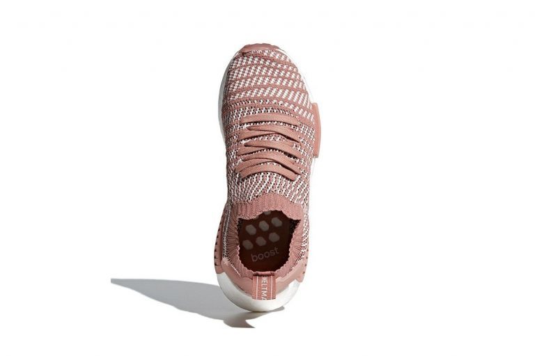 http_2F2Fbae.hypebeast.com2Ffiles2F20172F122Fadidas-nmd-r1-primeknit-stlt-ash-pink-05-768x511.jpg