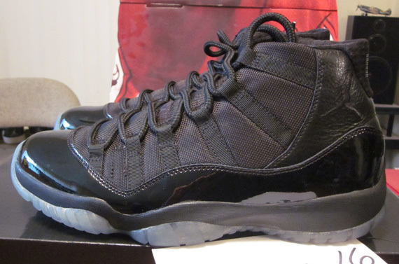 air-jordan-xi-11-blackout-black-friday-release-.jpg