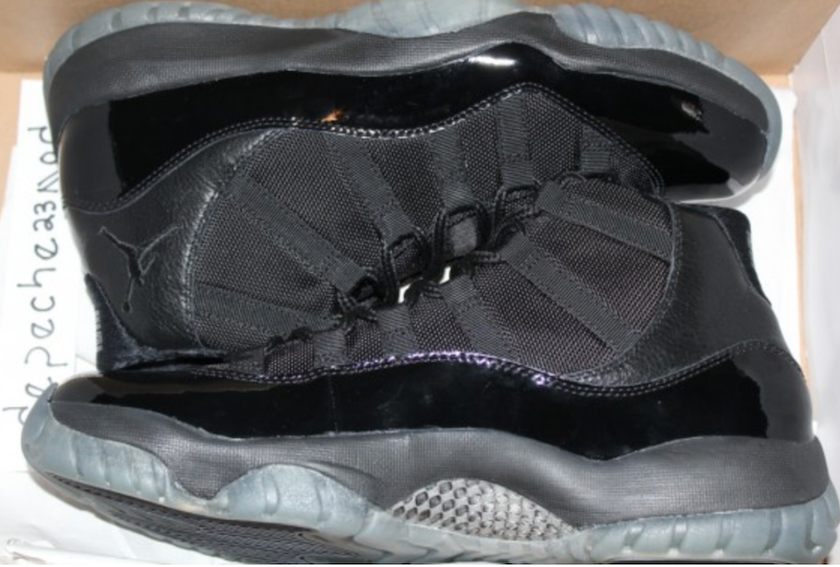 air-jordan-11-blackout-2018-retro-5.png