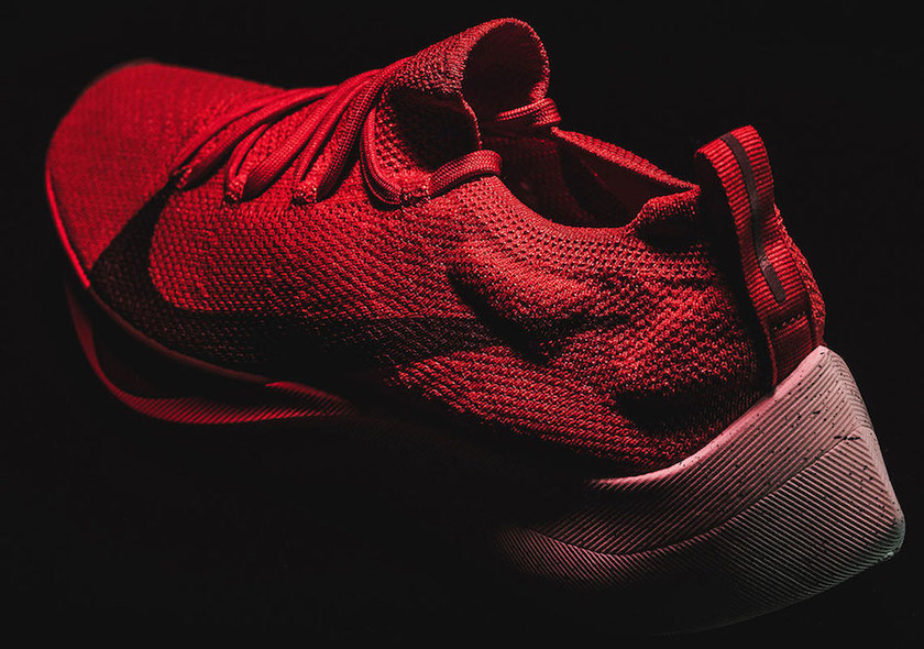 nike-vapor-street-flyknit-university-red-dark-team-red-infrared-23-aq1763-600-1.jpg