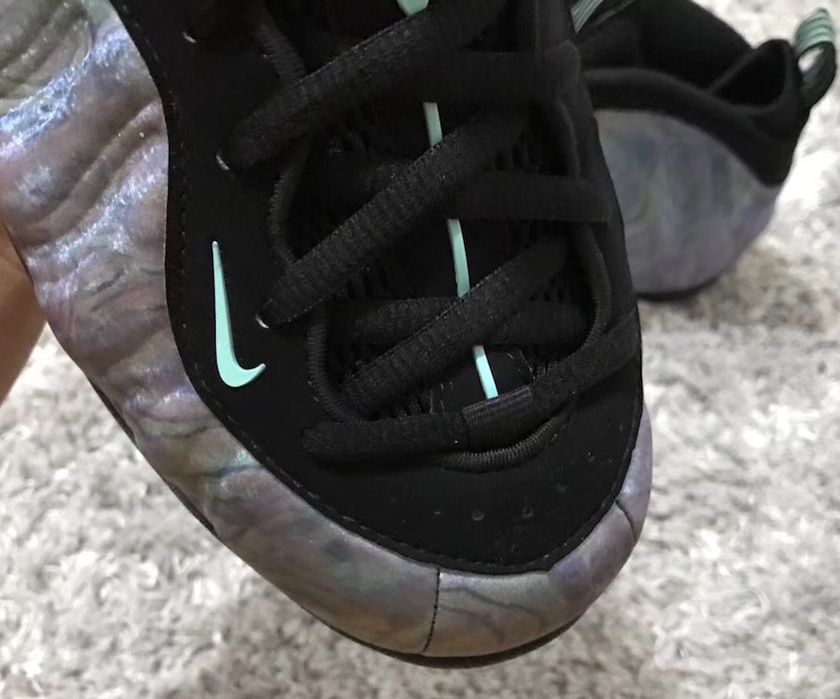 nike-air-foamposite-one-abalone-575420-009-5.jpg