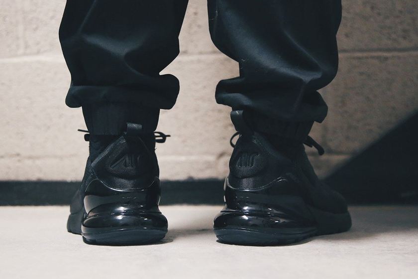 nike-air-max-270-triple-black-on-feet-look-5.jpg