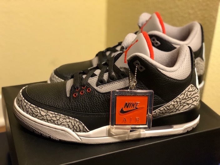 air-jordan-3-black-cement-2018-retro-5.jpg