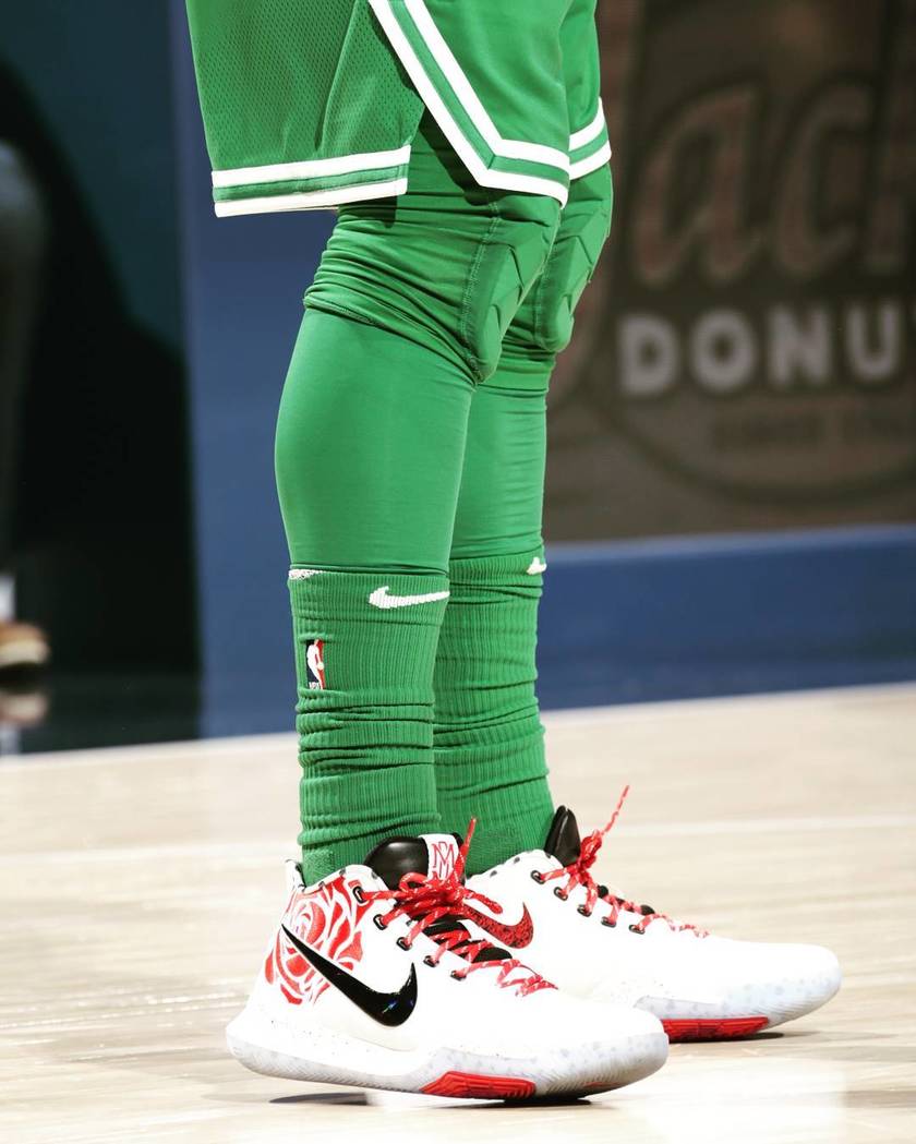 slamkicks_25013429_1982209845128329_2354243377924407296_n.jpg