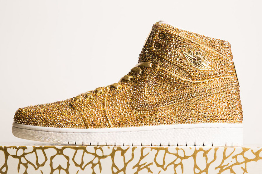 air-jordan-1-gold-15000-crystals.jpg