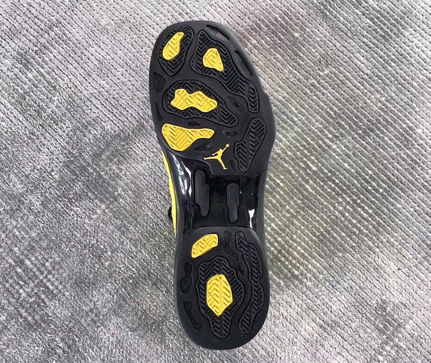 solefly-jordan-17-lightning-release-date-8.jpg