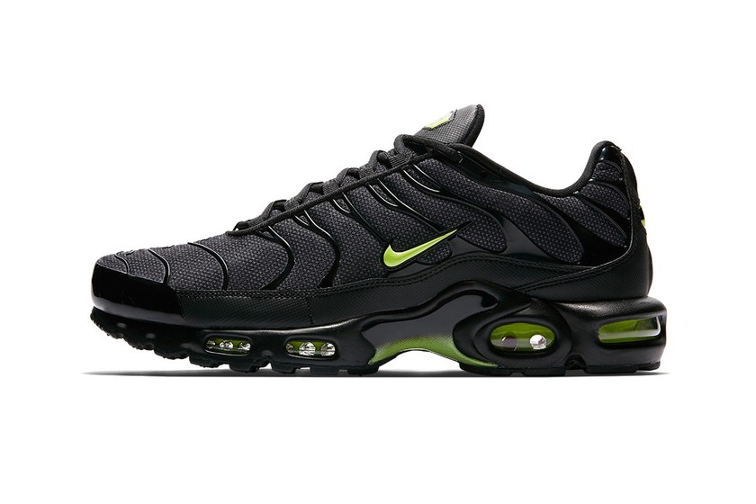 nike-air-max-plus-neon-release-001.jpg