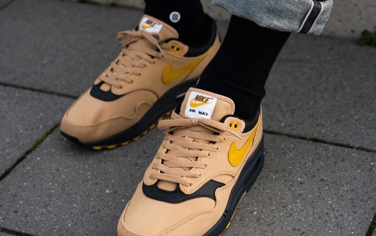 Nike-Air-Max-1-Premium-Canvas-Elemental-Gold-2-768x482.jpg