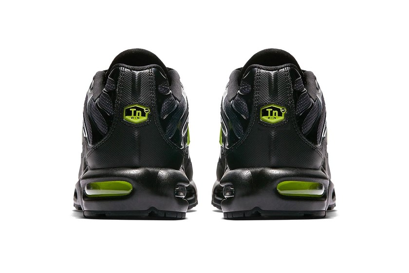 nike-air-max-plus-neon-release-003.jpg