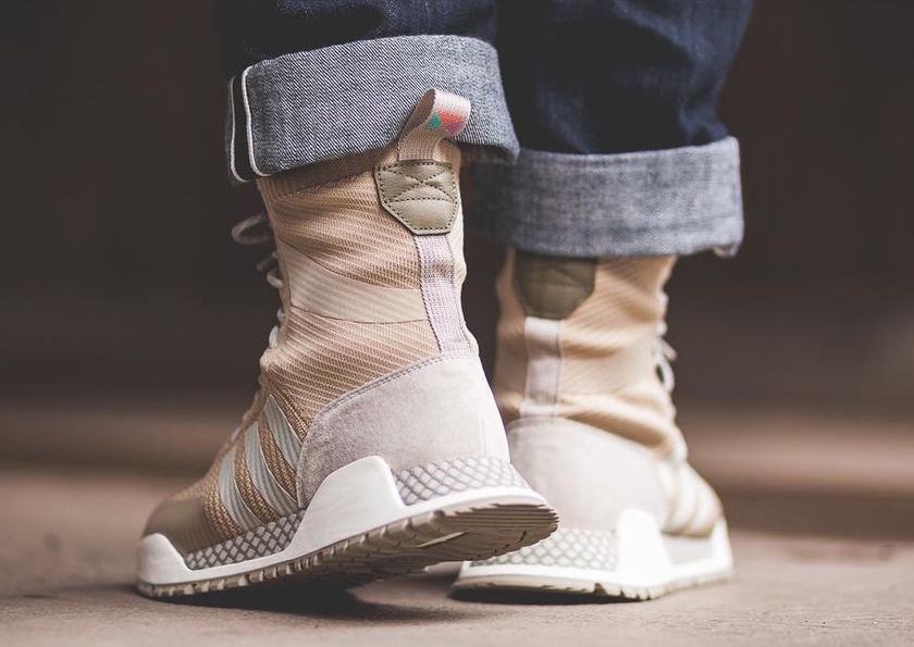 adidas-AF-1.3-Primeknit-Sesame-CQ2426-Heel.jpg
