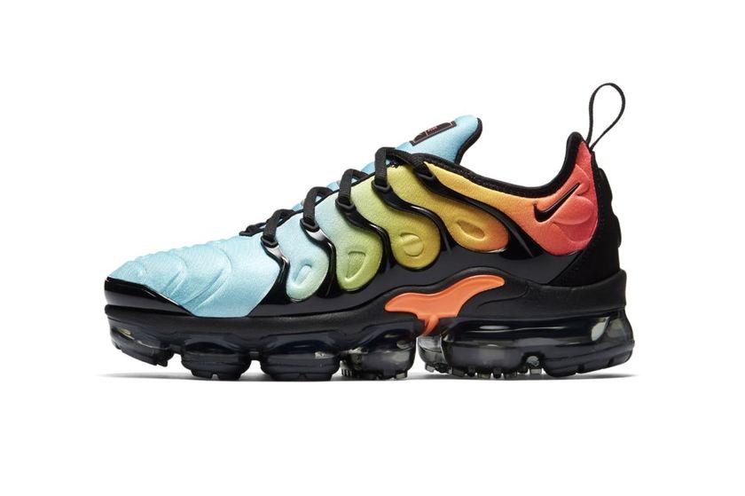 nike-air-vapormax-plus-tropical-sunset-1.jpg