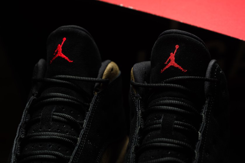 Air-Jordan-13-Olive-5-1.jpg