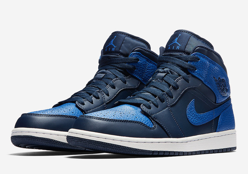 air-jordan-1-mid-obsidian-royal-554724-412.jpg