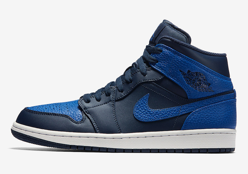 air-jordan-1-mid-obsidian-royal-554724-412-1.jpg