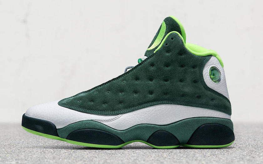 Air-Jordan-13-Oregon-Ducks-Football-PE.jpg