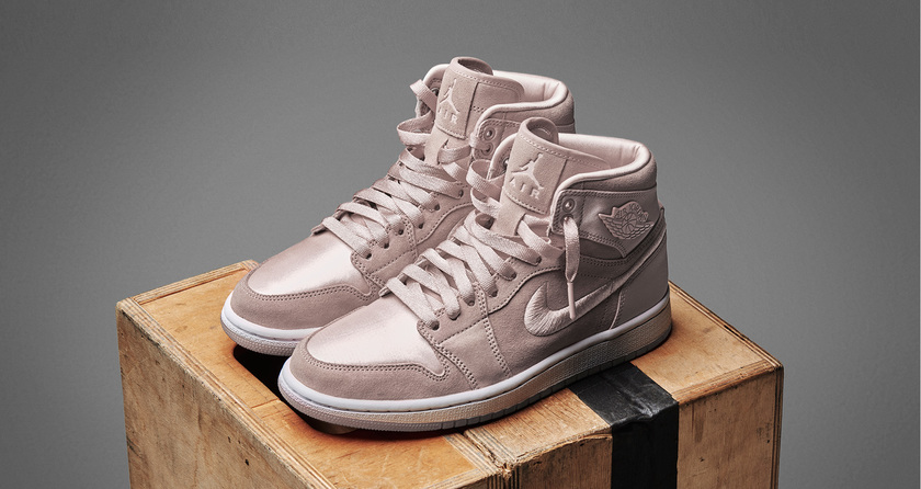 AJ1_Season-of-Her_Shoe_Red-Silt_Lead_Des – 1920x1020.jpg