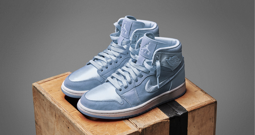 AJ1_Season-of-Her_Shoe_Hydrogen_Lead_Des – 1920x1020.jpg